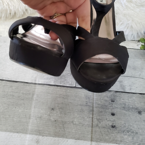 Steve Madden Haylow black heels size 9.5M - Picture 6 of 7